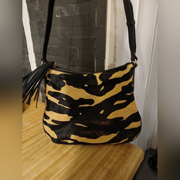 Henri Bendel EUC Animal Print Pony Fur Crossbody Bag - Picture 2 of 8